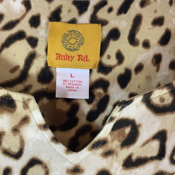 Leopard Top, Large With Sequins, Ruby Rd. - Picture 4 of 5
